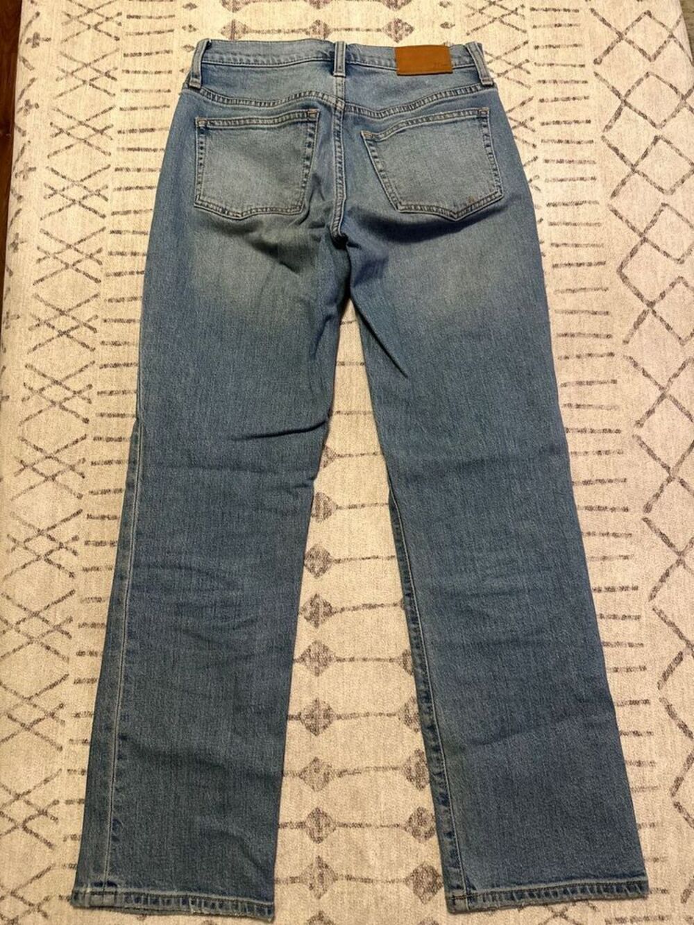 J.Crew Women's Boyfriend Jeans Medium Wash Blue Size 23 slim Fit - Picture 2 of 5